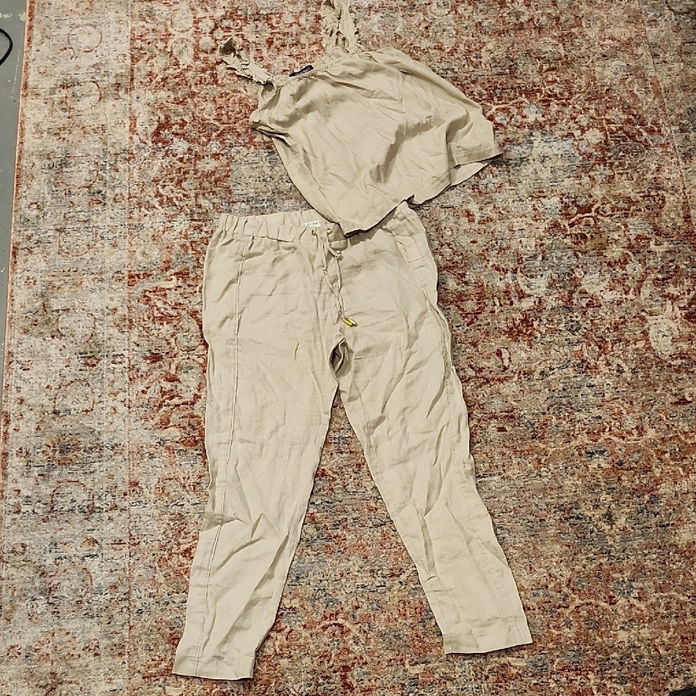 Ellen Tracy Cream Jumpsuit with Relaxed Fit